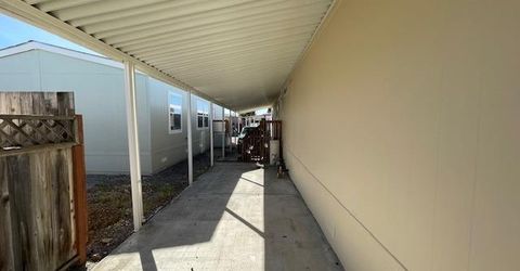 8156 D St, Windsor, CA 95492 Photo