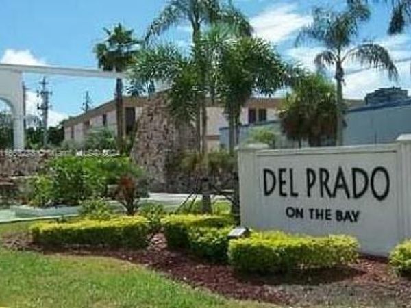 18061 Biscayne Blvd, Unit 702, Aventura, FL 33160