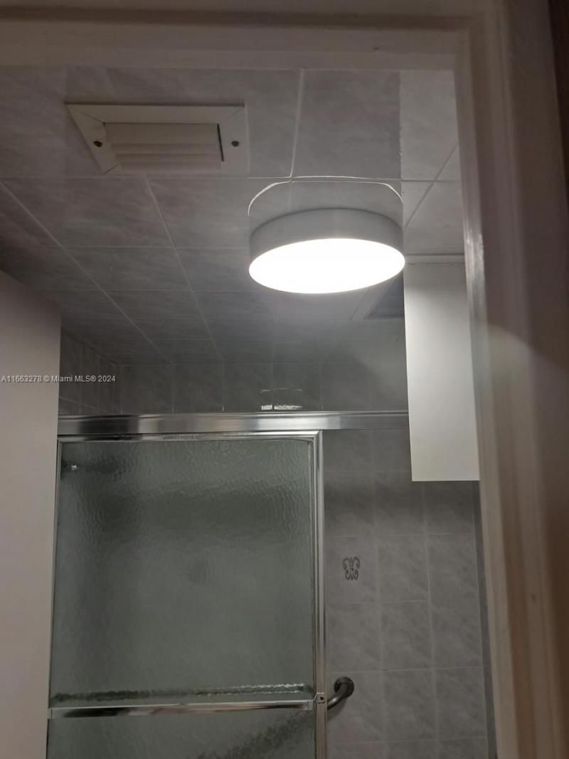 18061 Biscayne Blvd, Unit 702, Aventura, FL 33160 Photo