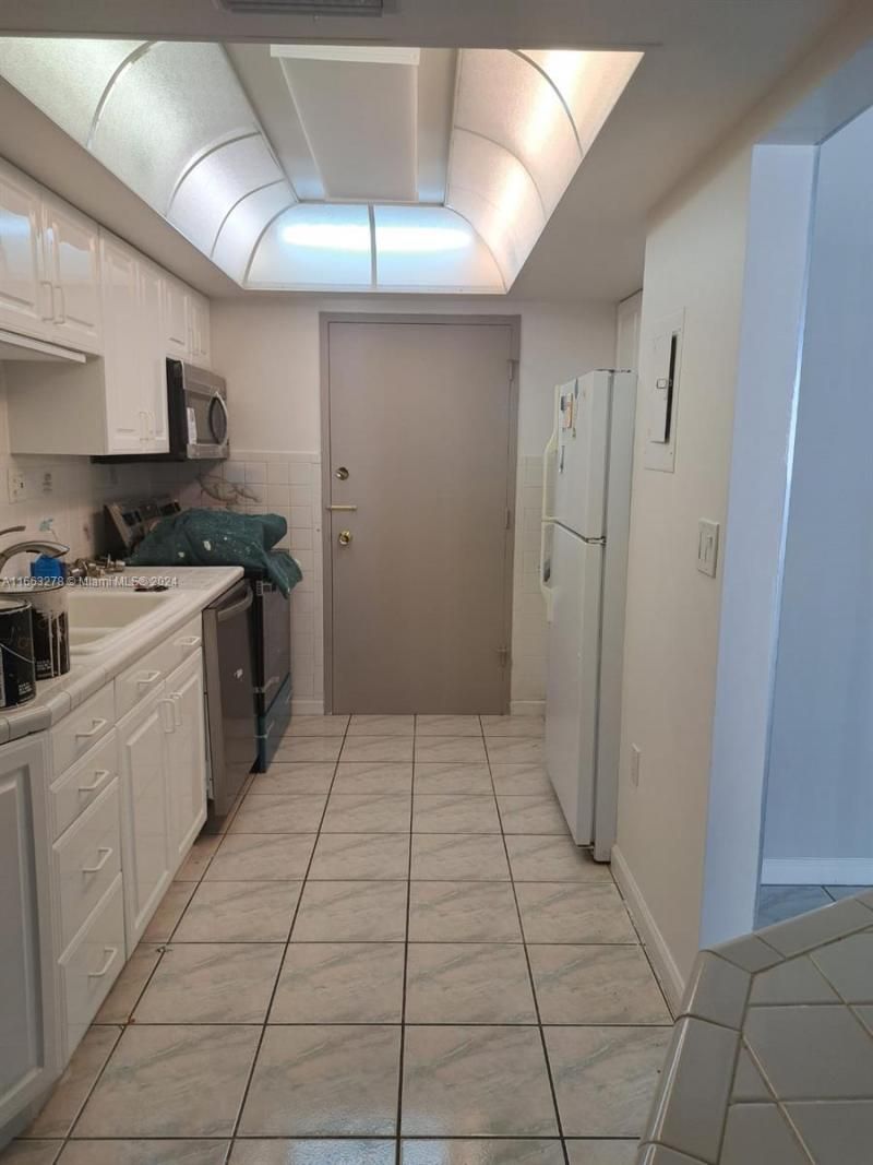 18061 Biscayne Blvd, Unit 702, Aventura, FL 33160 Photo