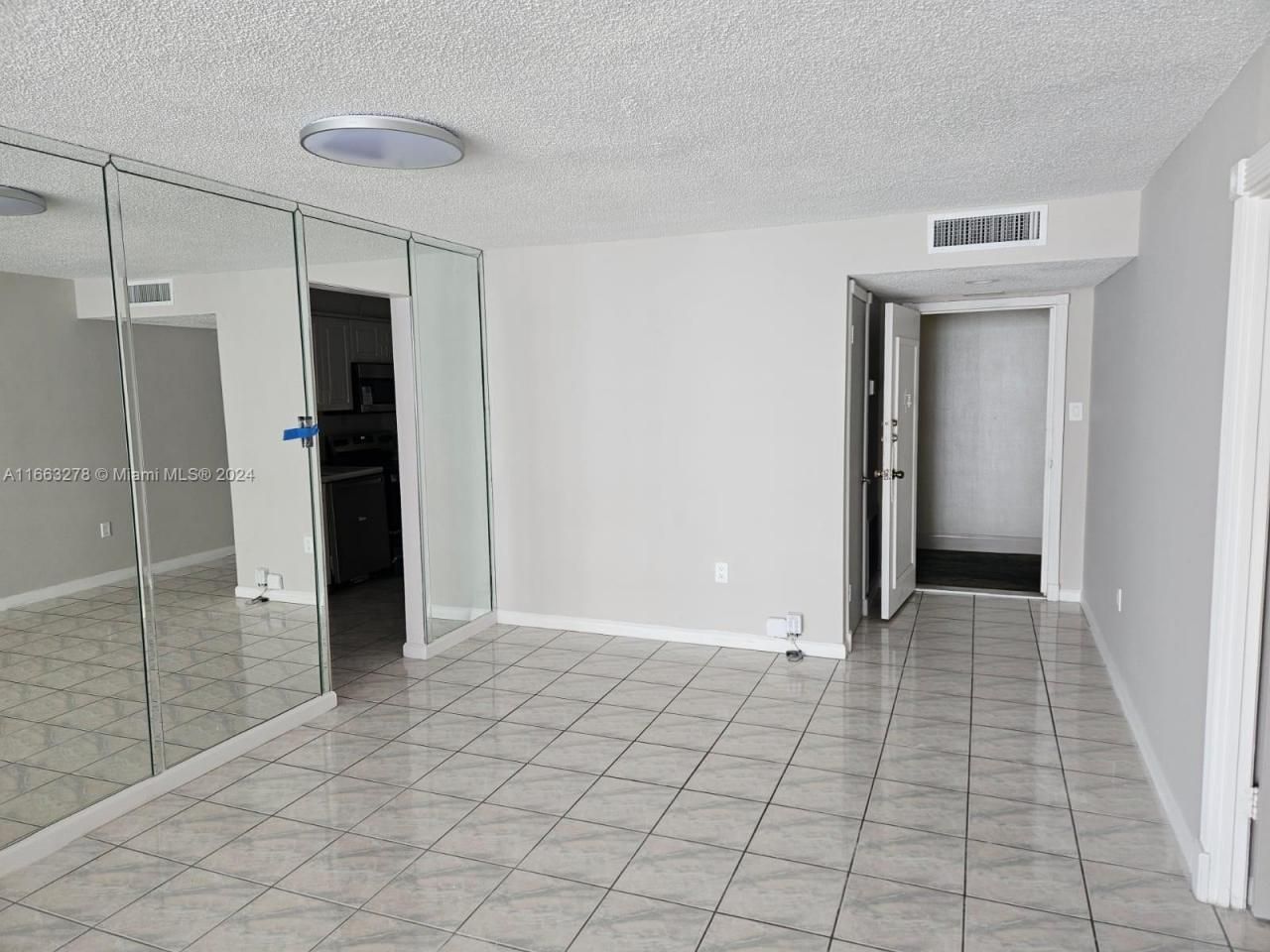 18061 Biscayne Blvd, Unit 702, Aventura, FL 33160 Photo