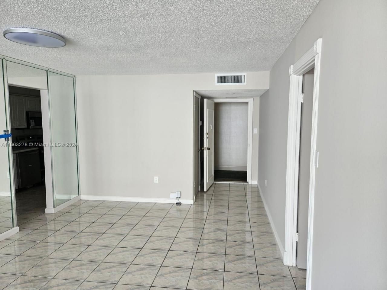 18061 Biscayne Blvd, Unit 702, Aventura, FL 33160 Photo