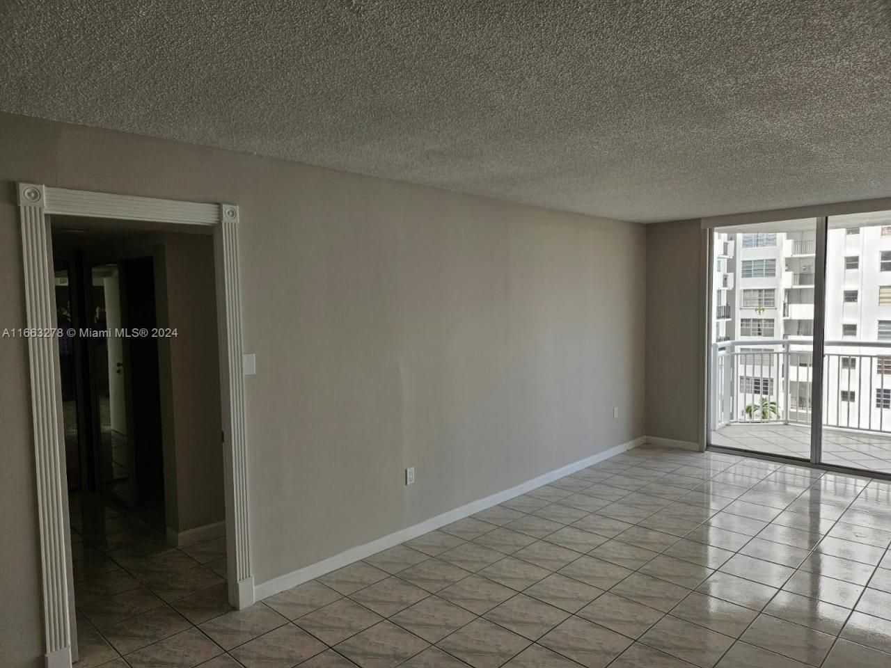 18061 Biscayne Blvd, Unit 702, Aventura, FL 33160 Photo