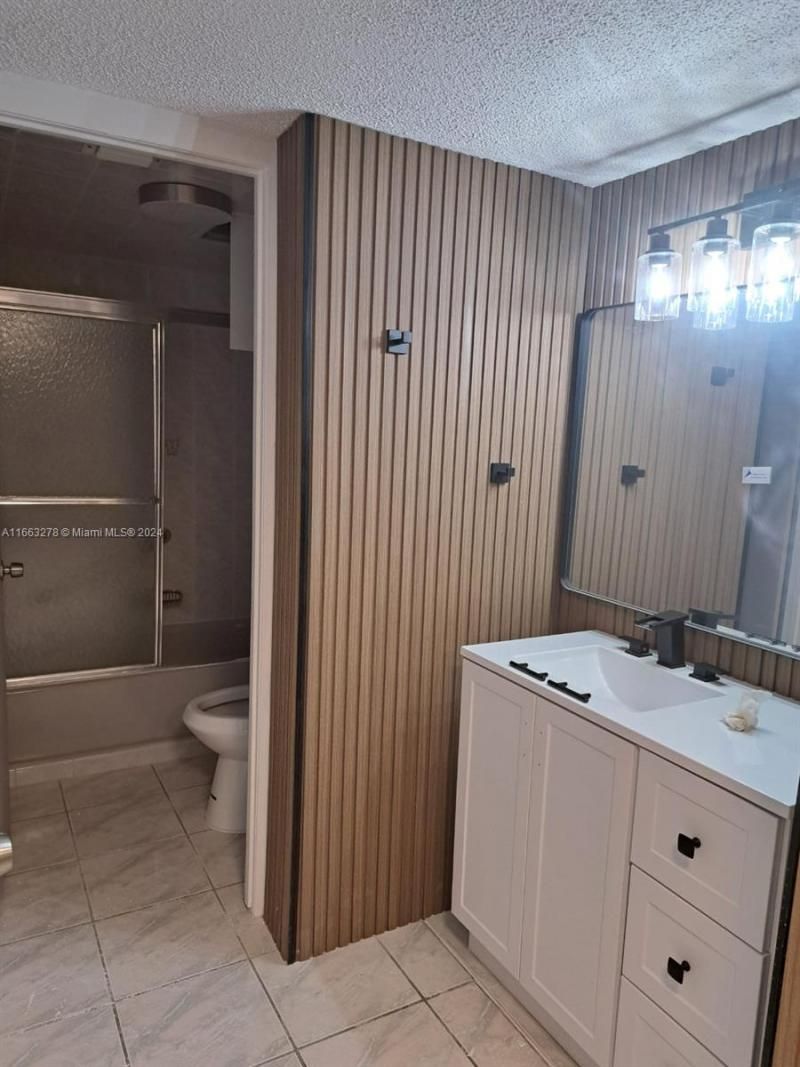 18061 Biscayne Blvd, Unit 702, Aventura, FL 33160 Photo