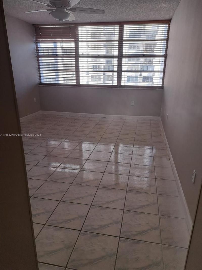 18061 Biscayne Blvd, Unit 702, Aventura, FL 33160 Photo