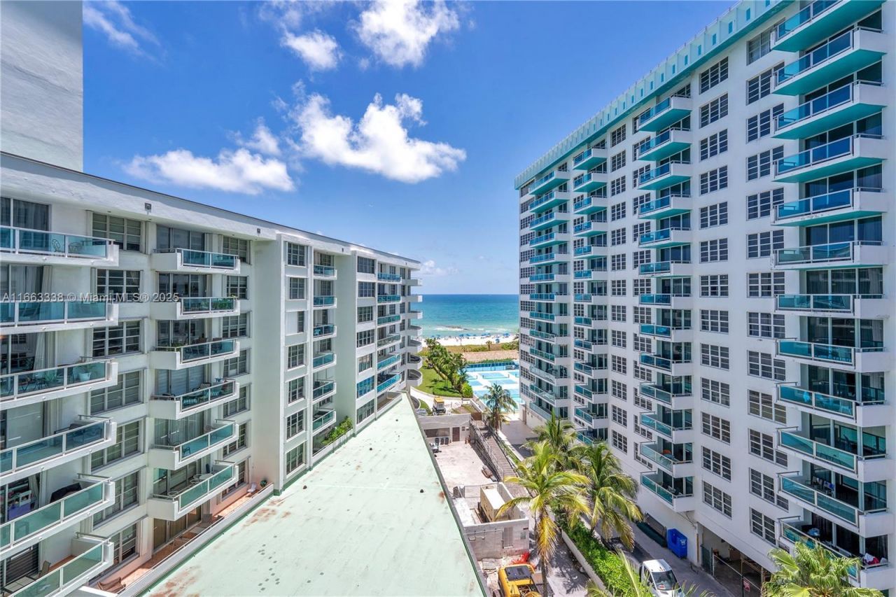 5151 Collins Ave, Unit 925, Miami Beach, FL 33140 Photo