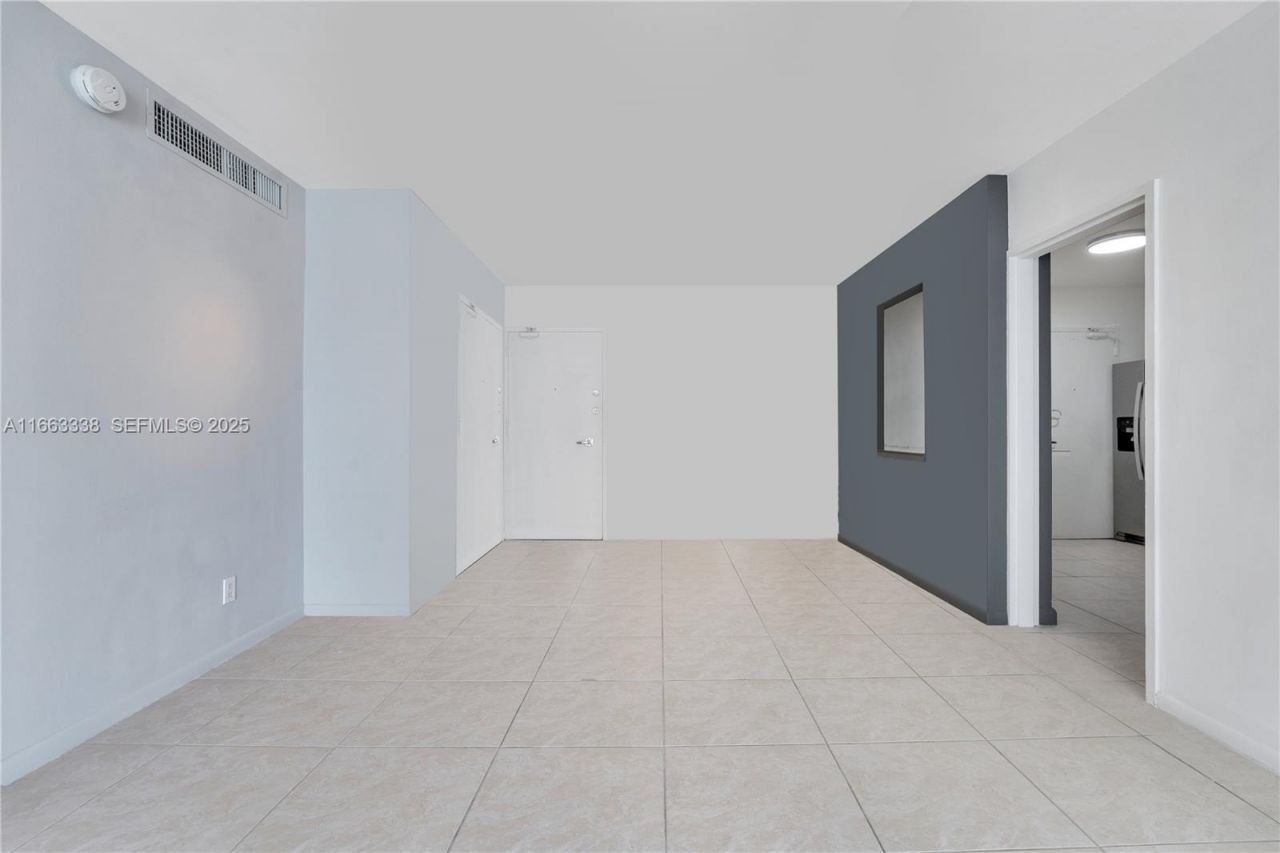 5151 Collins Ave, Unit 925, Miami Beach, FL 33140 Photo