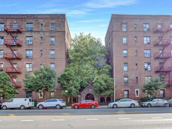 1375 Ocean Avenue, Unit 5J, Brooklyn, NY 11230