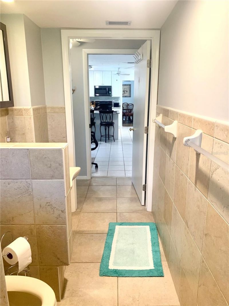 1714 Meadowood Street, Sarasota, FL 34231 Photo