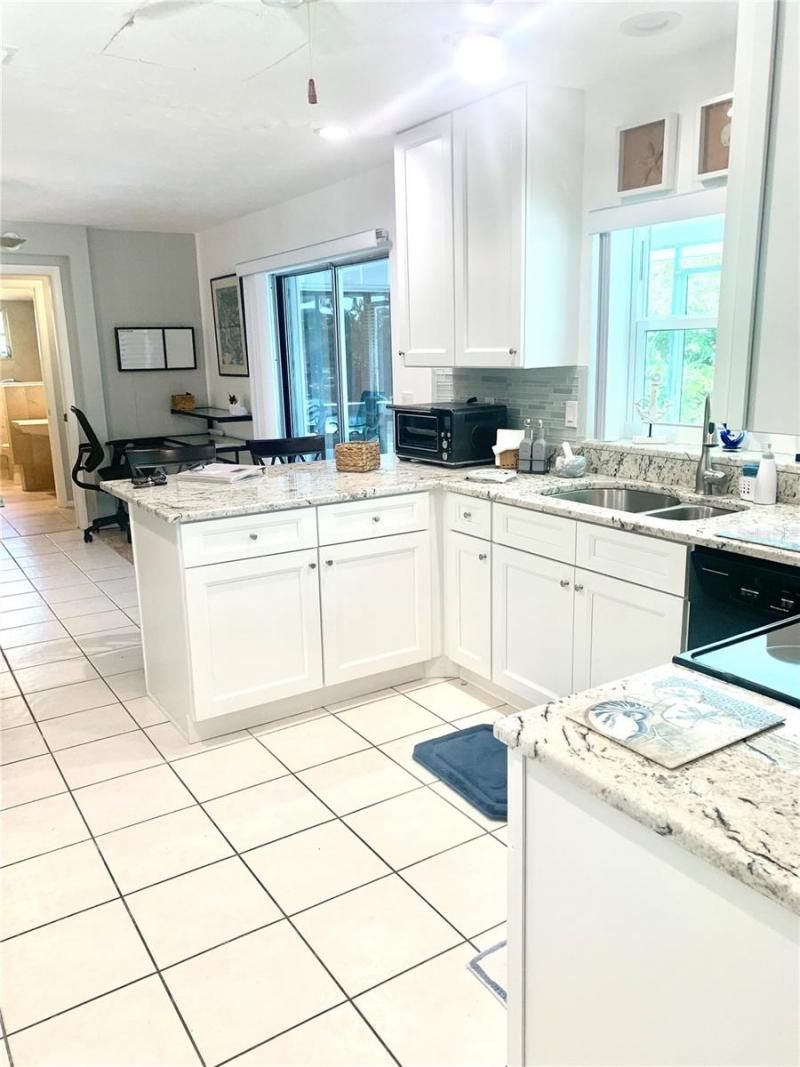1714 Meadowood Street, Sarasota, FL 34231 Photo
