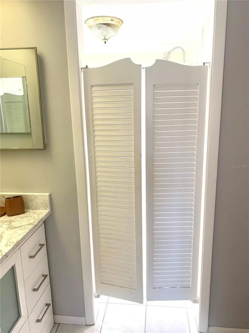 1714 Meadowood Street, Sarasota, FL 34231 Photo