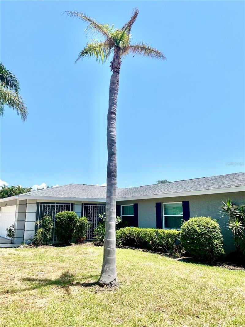 1714 Meadowood Street, Sarasota, FL 34231 Photo