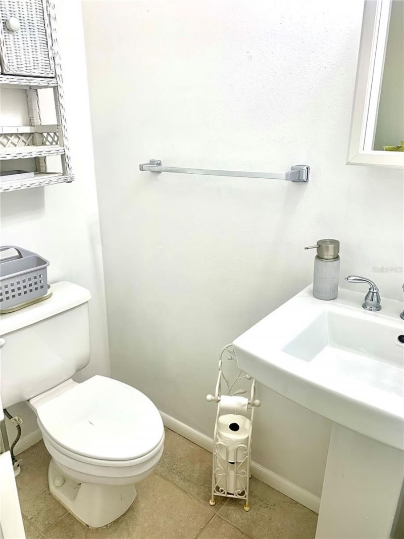 1714 Meadowood Street, Sarasota, FL 34231 Photo