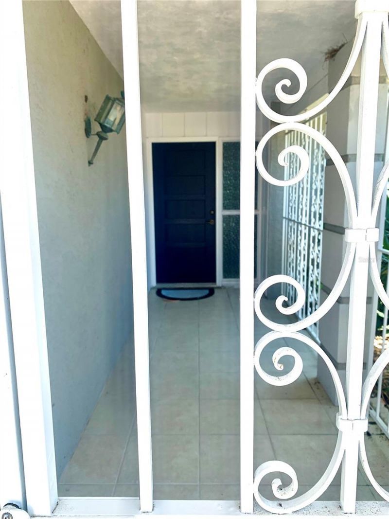 1714 Meadowood Street, Sarasota, FL 34231 Photo