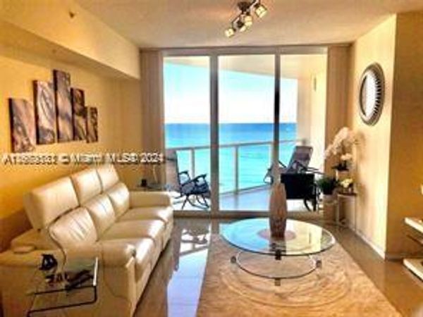 16699 Collins Ave, Unit 1705, Sunny Isles Beach, FL 33160