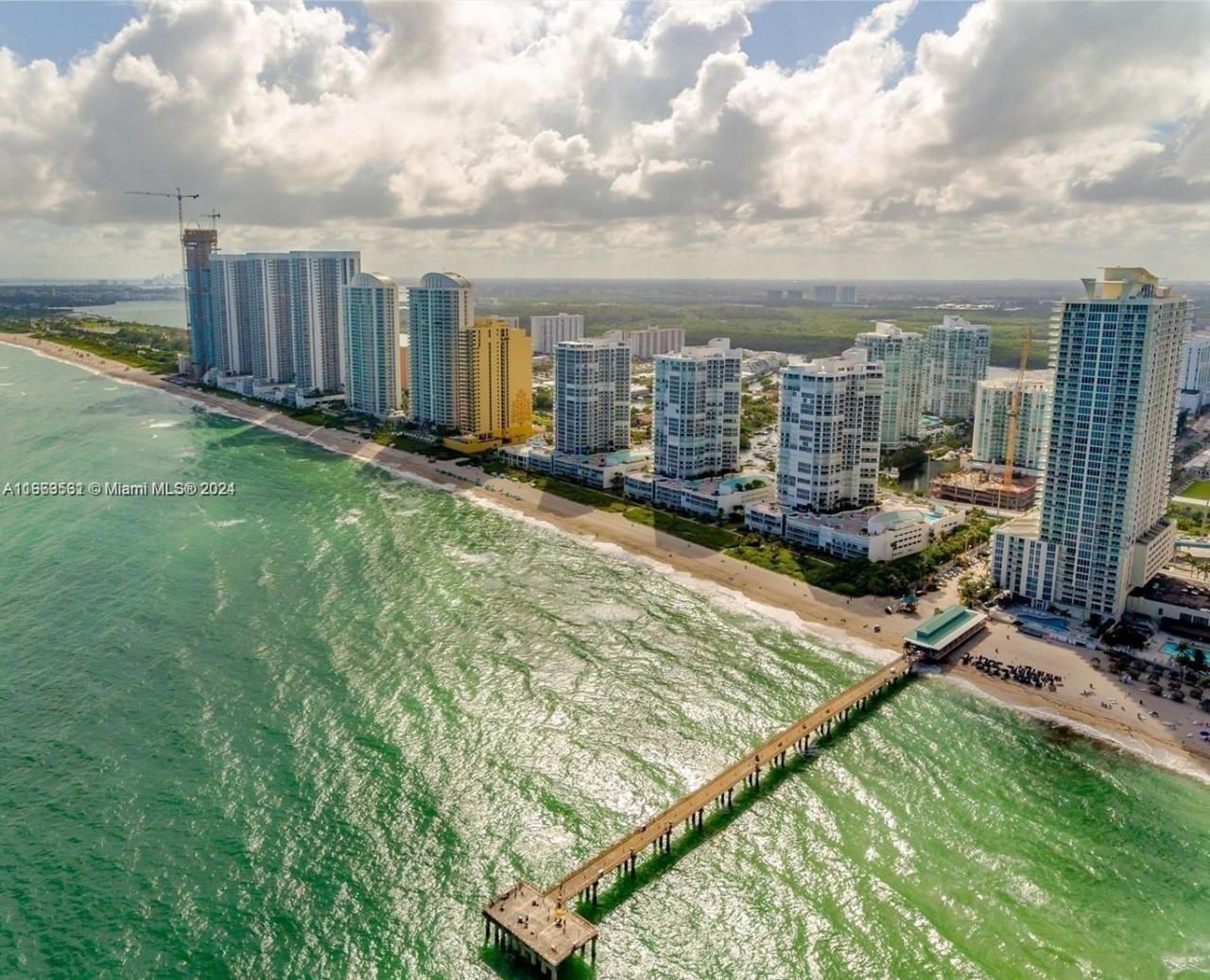 16699 Collins Ave, Unit 1705, Sunny Isles Beach, FL 33160 Photo