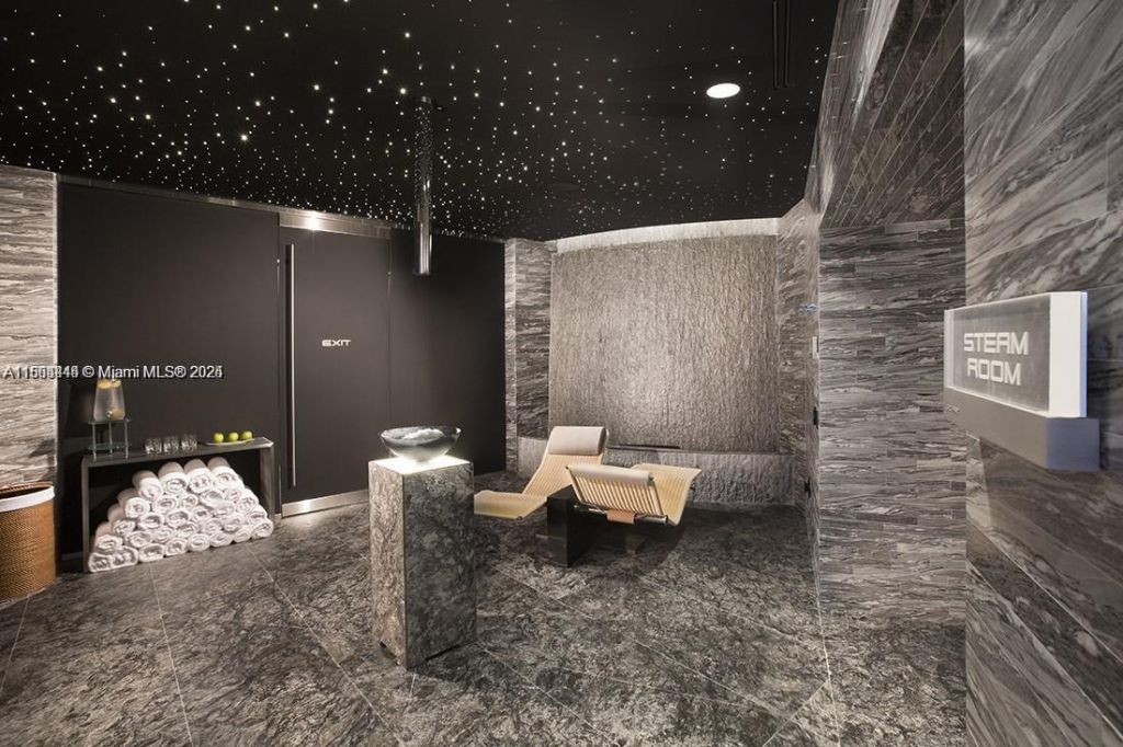 18555 Collins Ave, Unit 5001, Sunny Isles Beach, FL 33160 Photo