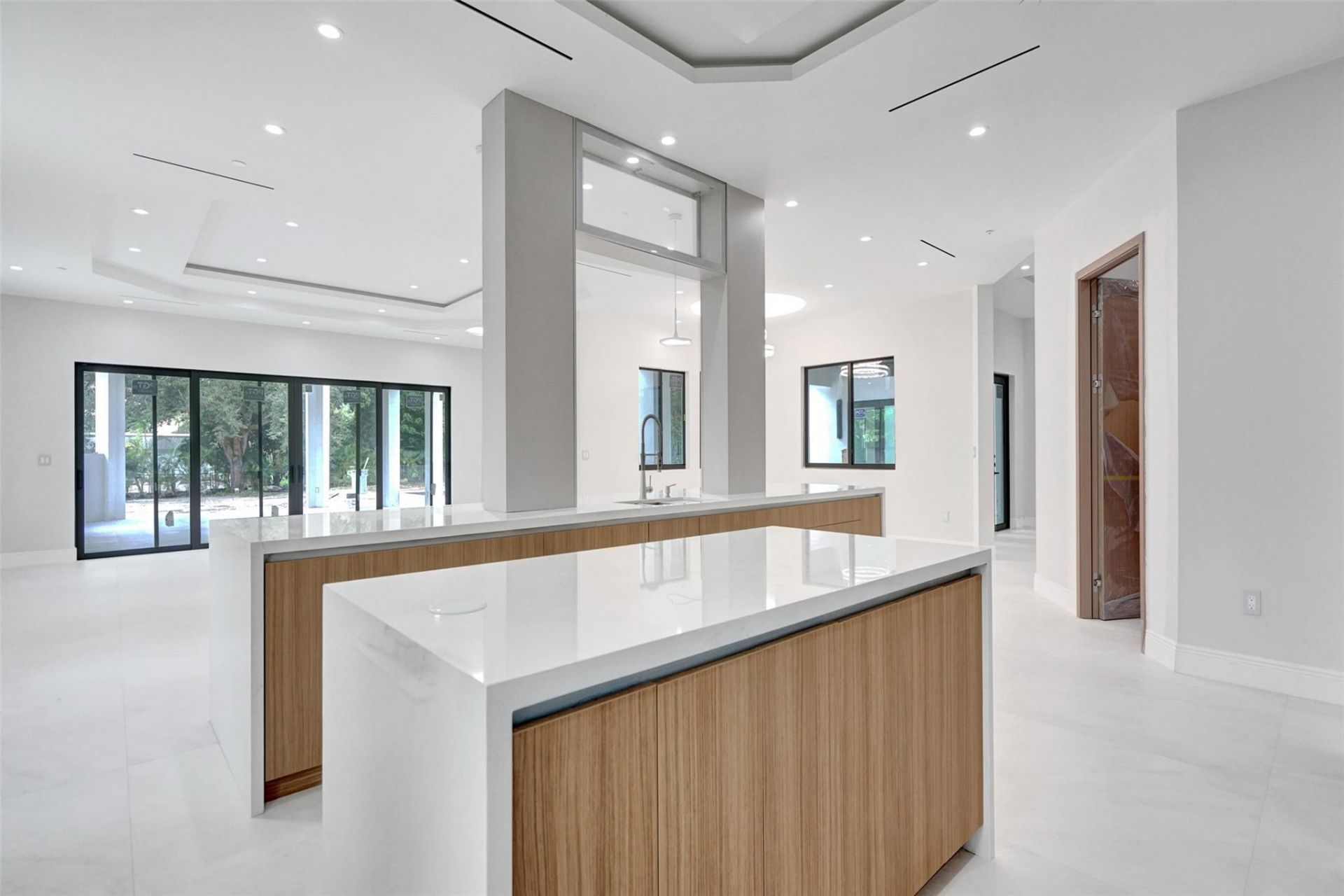 11951 SW 3rd St, Plantation, FL 33325 Photo