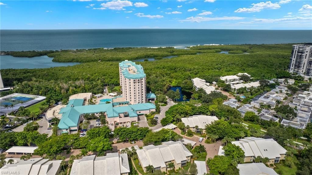 5817 Glencove Dr, Unit 405, Naples, FL 34108 Photo
