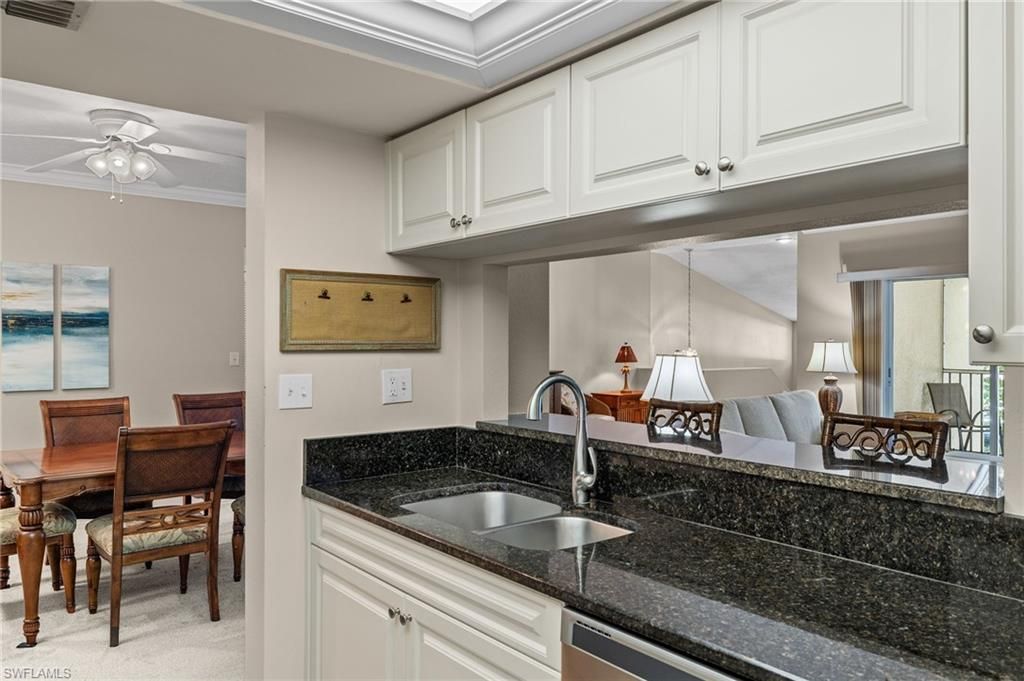 5817 Glencove Dr, Unit 405, Naples, FL 34108 Photo