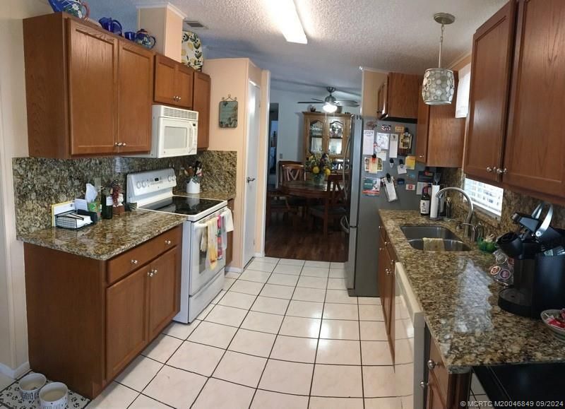 16241 SW Sw Five Wood Way, Indiantown, FL 34956 Photo
