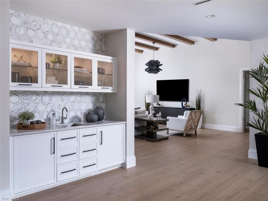 3131 Gin Ln, Naples, FL 34102 Photo