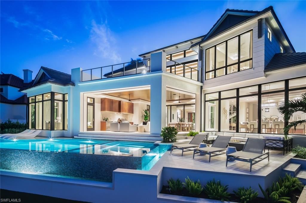 3131 Gin Ln, Naples, FL 34102 Photo