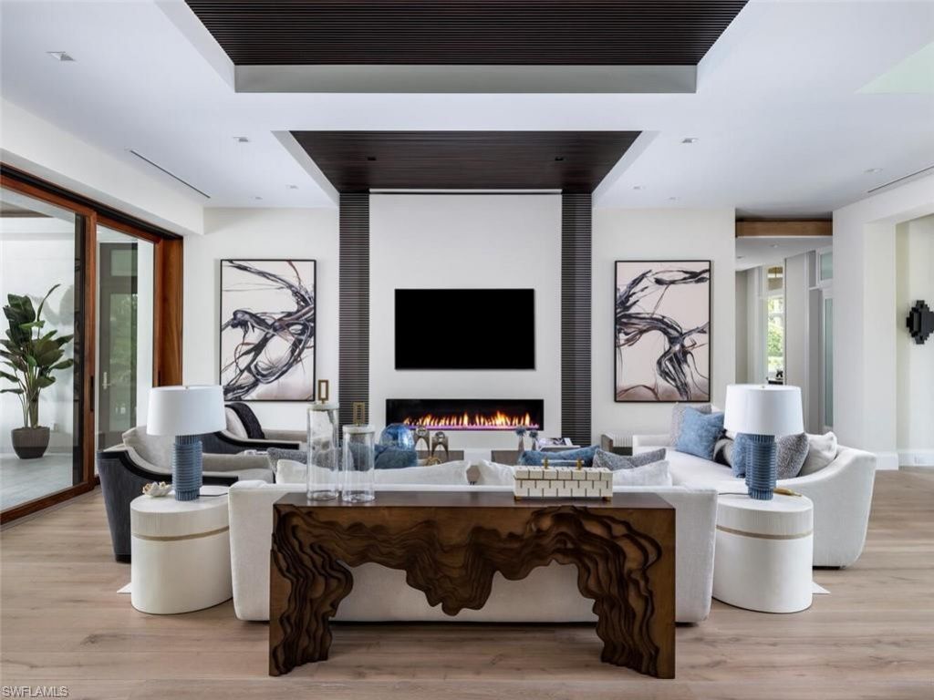 3131 Gin Ln, Naples, FL 34102 Photo