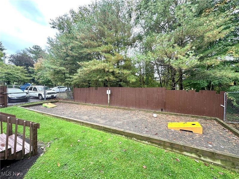 1111 Niles Cortland Road NE, Howland, OH 44484 Photo 14