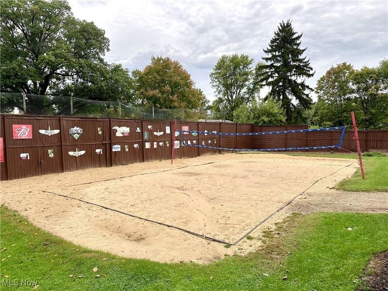 1111 Niles Cortland Road NE, Howland, OH 44484 Photo 15