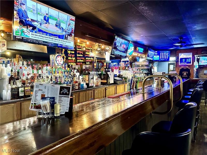 1111 Niles Cortland Road NE, Howland, OH 44484 Photo 17