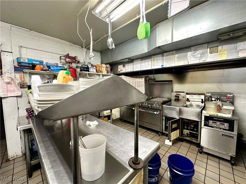 1111 Niles Cortland Road NE, Howland, OH 44484 Photo 40