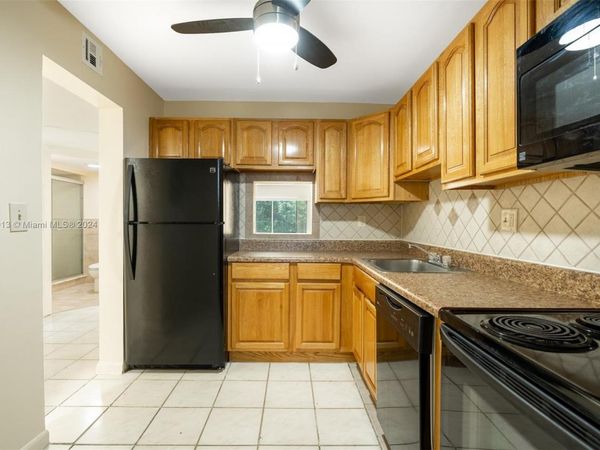 7900 S Colony Cir S, Unit 101, Tamarac, FL 33321