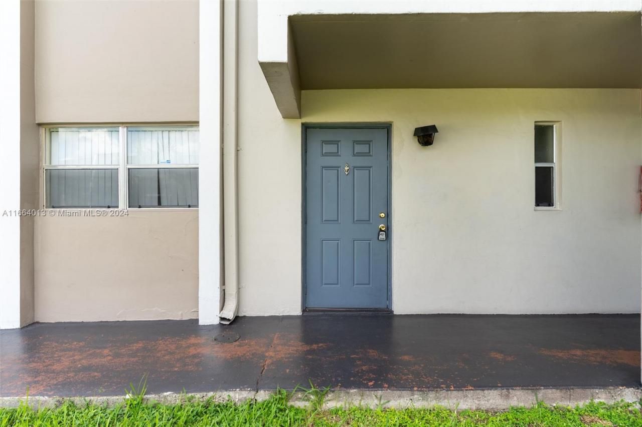 7900 S Colony Cir S, Unit 101, Tamarac, FL 33321 Photo