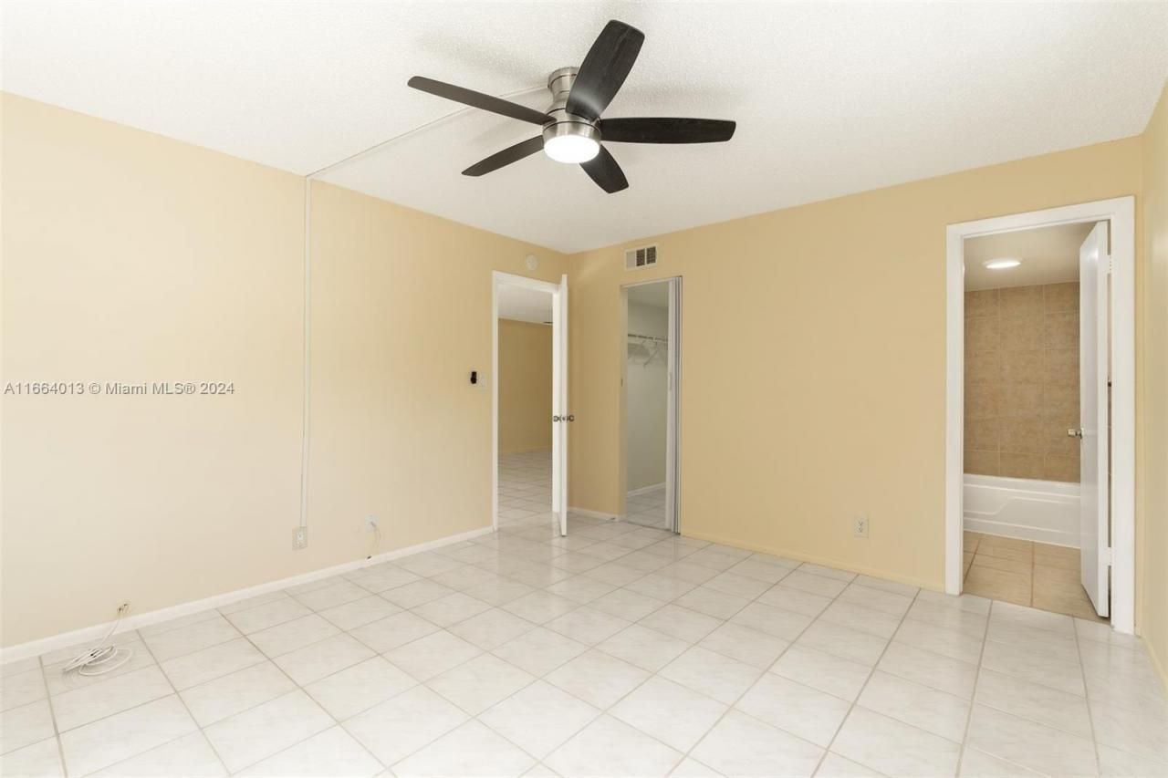7900 S Colony Cir S, Unit 101, Tamarac, FL 33321 Photo