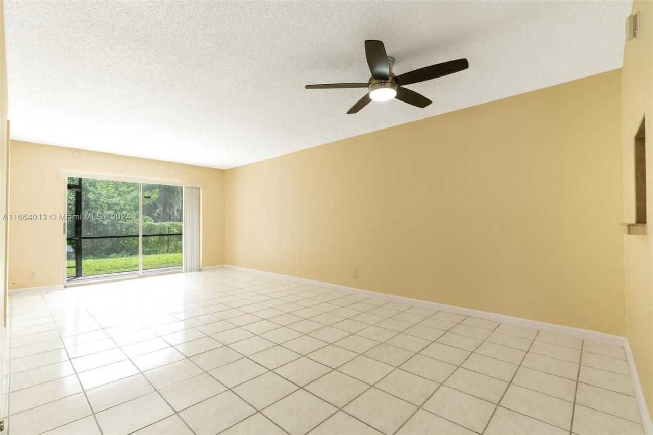 7900 S Colony Cir S, Unit 101, Tamarac, FL 33321 Photo