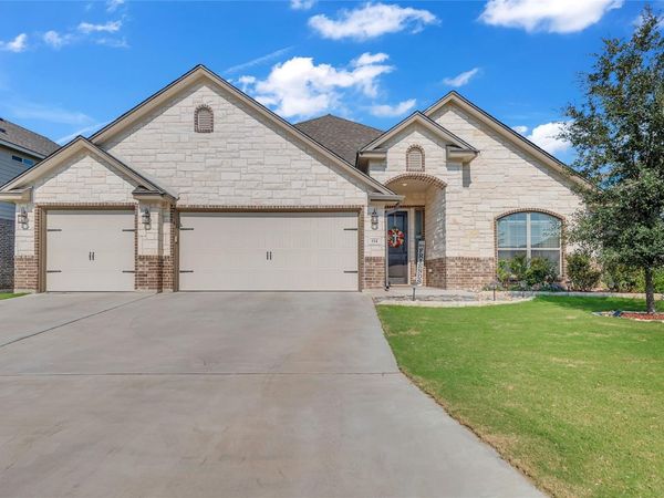 614 Stonehouse LN, Temple, TX 76502