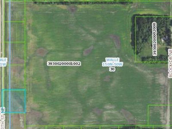 910 PACIFIC Avenue, Thompson, ND 58278