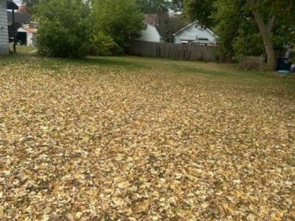 208 S SHERIDAN Street, Bay City, MI 48708