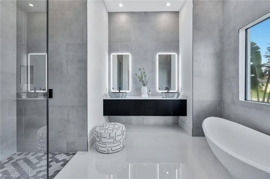 5831 SW 1st Ave, Cape Coral, FL 33914 Photo