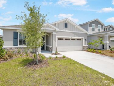 192 FLAG LILLY LANE, UMATILLA, FL 32784