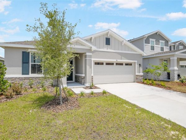 192 FLAG LILLY LANE, UMATILLA, FL 32784