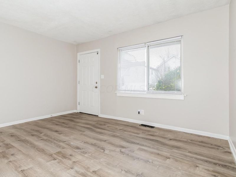 1328 Kent Street, Columbus, OH 43205 Photo 8