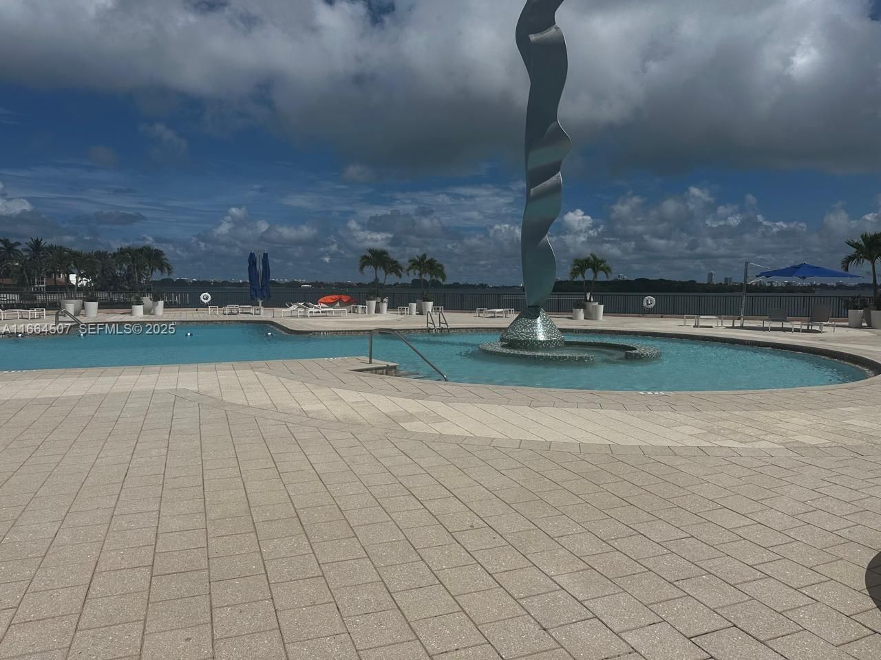 1800 NE 114th St, Unit 401, Miami, FL 33181 Photo