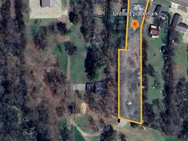 1308 E Ferguson Road, Mount Pleasant, TX 75455