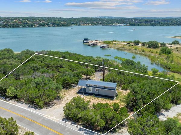 635 Ivean Pearson RD, Lago Vista, TX 78645