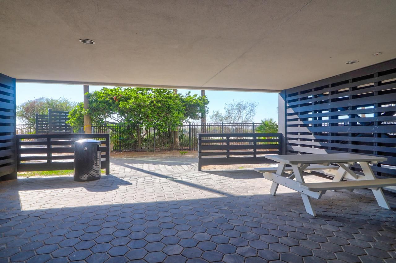 9002 Palmetto Drive Photo 41