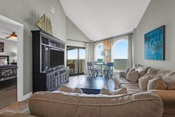 9002 Palmetto Drive photo 4