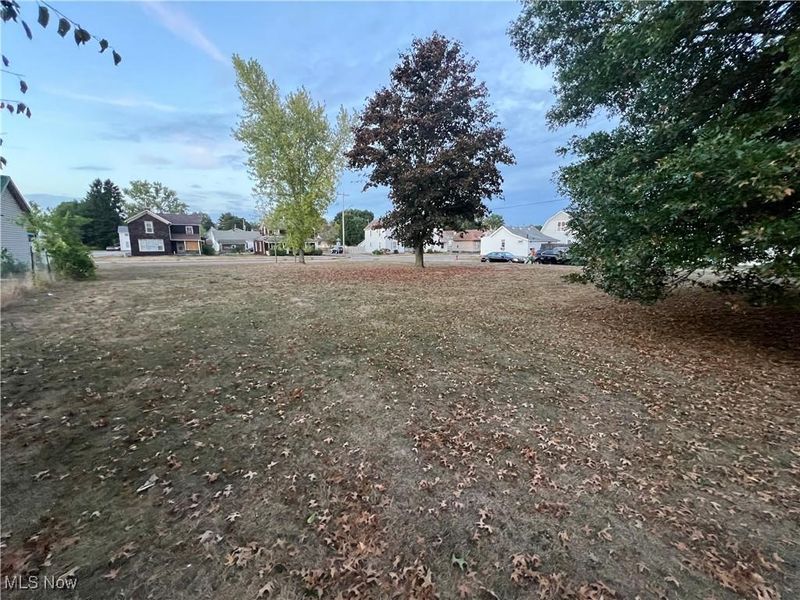 902 W High Avenue, New Philadelphia, OH 44663 Photo 9