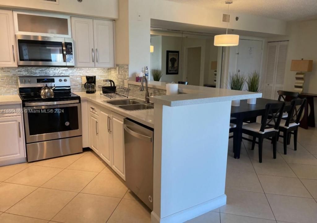 19601 E Country Club Dr, Unit 7501, Aventura, FL 33180 Photo